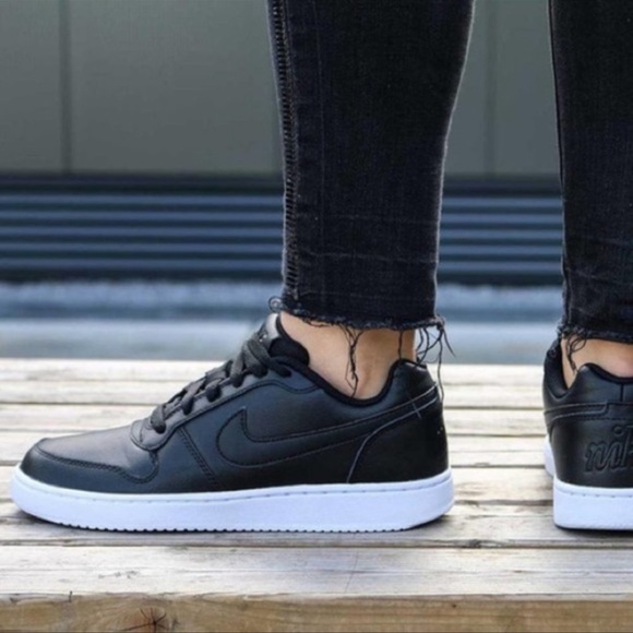 nike ebernon black and white